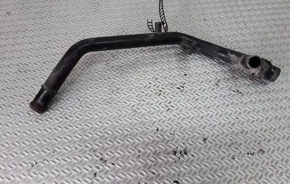 Volkswagen PASSAT B5 Engine coolant pipe/hose