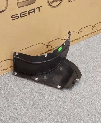Audi Q3 8U Front splash guards bracket 8U0853887 8U0.853.887 8U0853887E