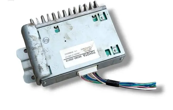Toyota Avensis T270 Aerial antenna filter 8628005010