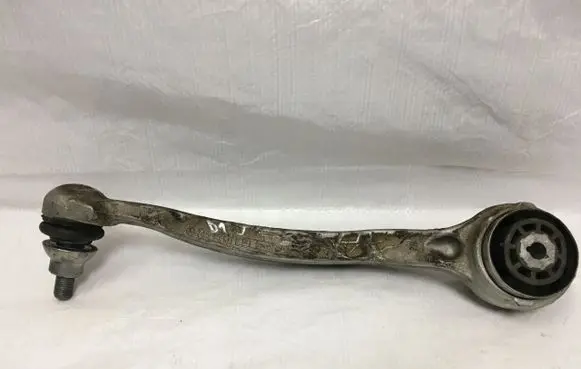 Mercedes-Benz C W205 Front control arm 20501LI