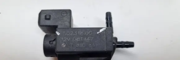 BMW 7 E65 E66 Turbo solenoid valve 70231800