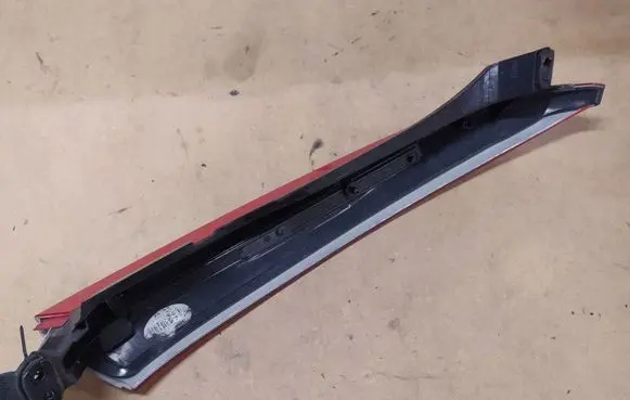 Volvo XC90 Rear tail light reflector 157617