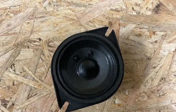 Audi A8 S8 D3 4E Front door speaker 4E0035411C 373101 280370001