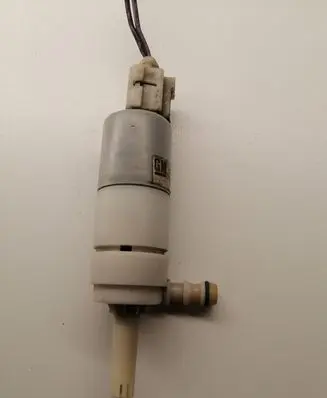 Opel Insignia A Windscreen/windshield washer pump 13250289 315569426