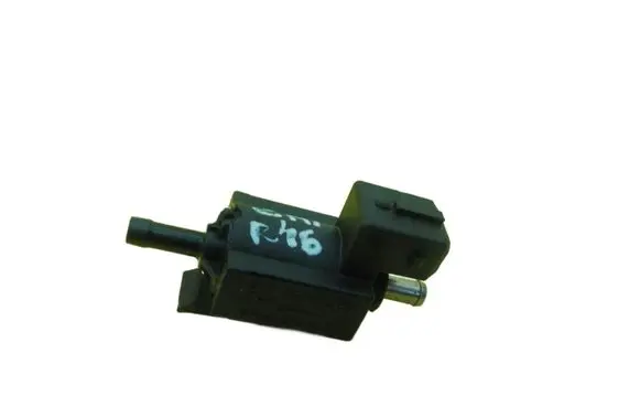 Mercedes-Benz C W204 Valve vacuum A2661530059