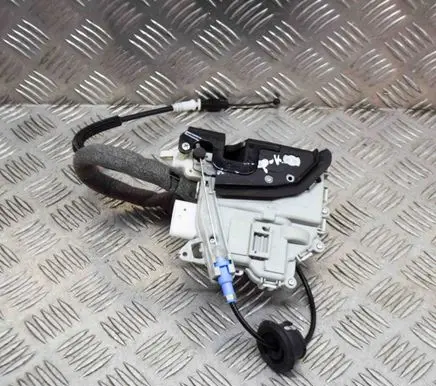 Audi Q3 8U Coupe door lock (next to the handle) 8J2837015E