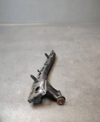 Peugeot 2008 I Front bumper mounting bracket 99857304