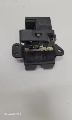 KIA Sportage Tailgate/trunk/boot lock/catch/latch 812303W000