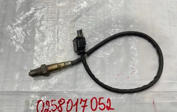 Alfa Romeo 147 Lambda probe sensor 0258017052