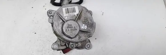 Renault Megane II Vacuum pump 8200376925