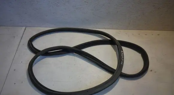 Ford Puma Trunk rubber seal (body) 