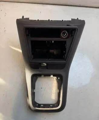 Volkswagen Golf Plus Center console 5N1863487