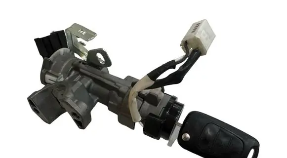 Hyundai i20 (PB PBT) Ignition lock 