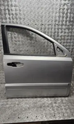 KIA Sorento Front door