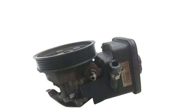 BMW X3 E83 Power steering pump