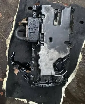 Volvo XC90 Oil sump 30713677A