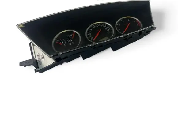 Nissan Primera Speedometer (instrument cluster) AU819