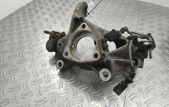 Volkswagen Golf VII Front wheel hub 5Q0407258A