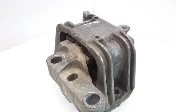 Skoda Octavia Mk2 (1Z) Engine mount bracket 1K0199262BA