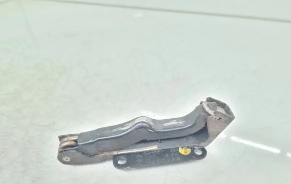 Volkswagen Transporter - Caravelle T5 Sliding door check strap stopper 7H0843413A