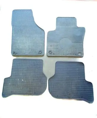 Volkswagen Golf Plus Car floor mat set 