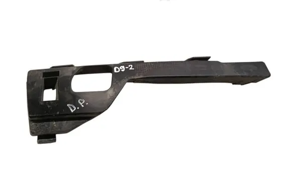 Ford Focus Front bumper mounting bracket 4M5117E856AC