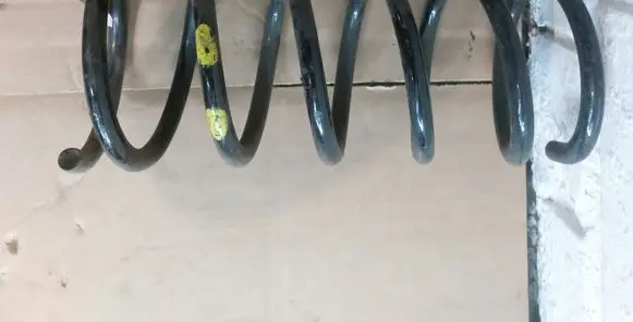 Ford Mondeo MK IV Rear coil spring