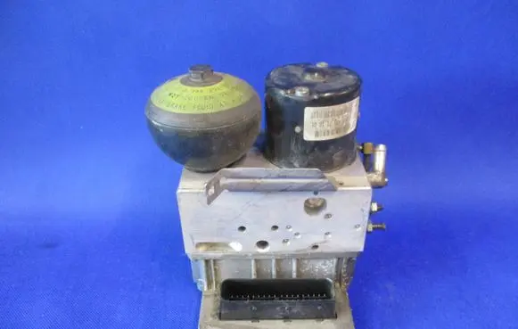 Mercedes-Benz E W212 ABS Pump A0054317112 0265250095