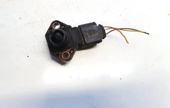 Volkswagen PASSAT B5.5 Air pressure sensor 059906051 0281002326