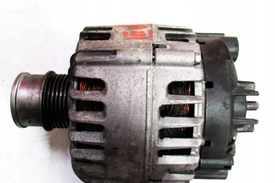 Skoda Octavia Mk3 (5E) Generator/alternator 04C903023M