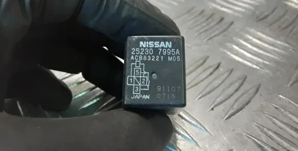 Nissan Navara D23 Other relay 252307995A