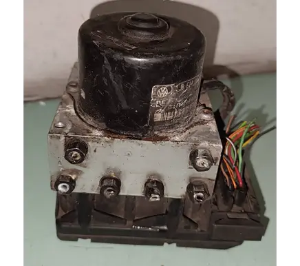 Volkswagen Golf IV ABS Pump 1j0907379p 1j0614117c