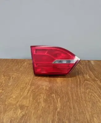 Volkswagen Jetta VI Tailgate rear/tail lights 5C6945259A 5C694559