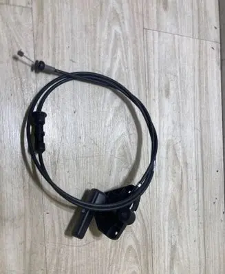 Engine bonnet/hood lock release cable