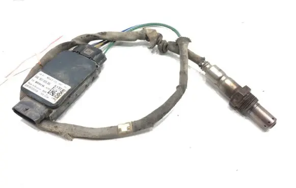 Volkswagen Golf VII Lambda probe sensor 04L907805DG