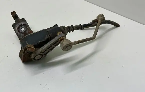 Audi A6 S6 C6 4F Front height sensor lever 1T0907503 6PM00873900