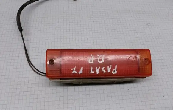 Volkswagen PASSAT B2 Front indicator light 084411061 920125R 014411601RA
