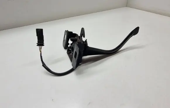 Buick Encore I Engine bonnet/hood lock/catch 559618291 559118109