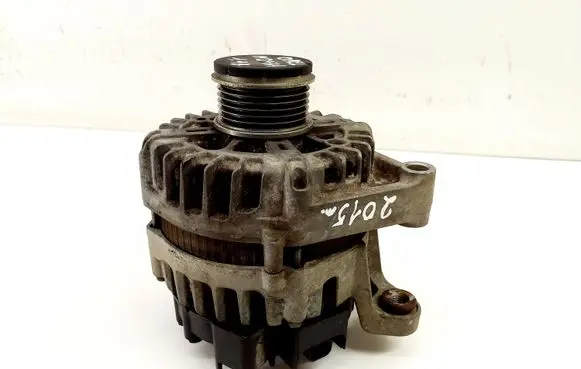 Opel Mokka Generator/alternator 13588289
