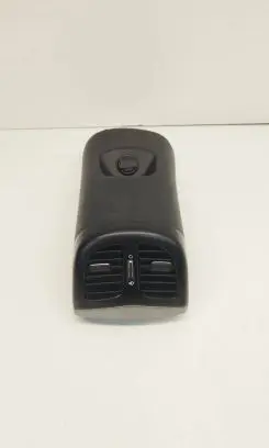 Hyundai i40 Rear air vent grill 846423Z001