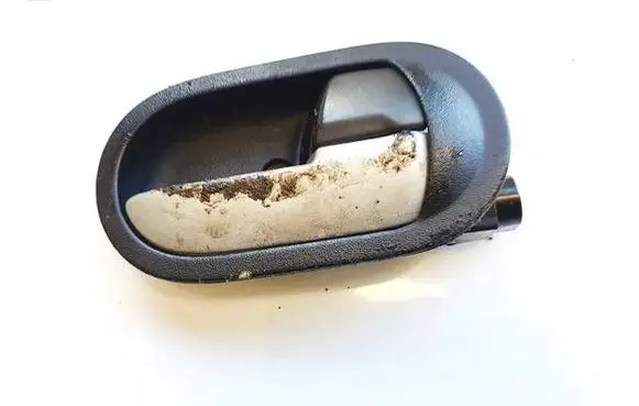 Mitsubishi Colt Front door interior handle 