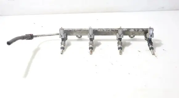 Mitsubishi Lancer VIII Fuel main line pipe