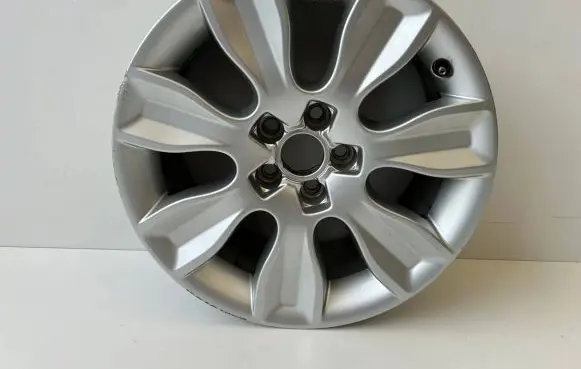 Audi A1 R15 alloy rim 8X0601025B