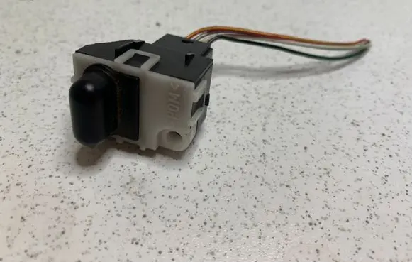 Audi A6 S6 C5 4B Sun solar sensor 4D0907539