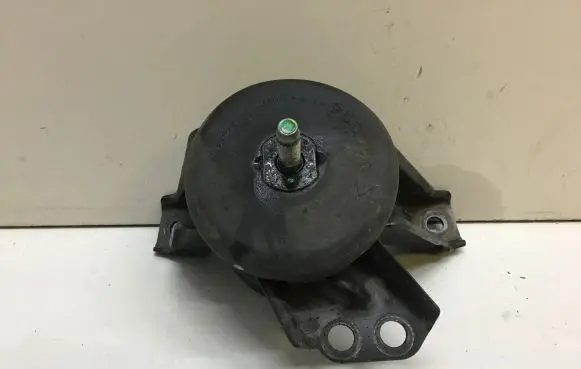 KIA Sportage Engine mount bracket 21814A9000