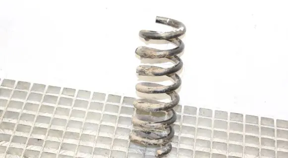 Mercedes-Benz C W204 Rear coil spring