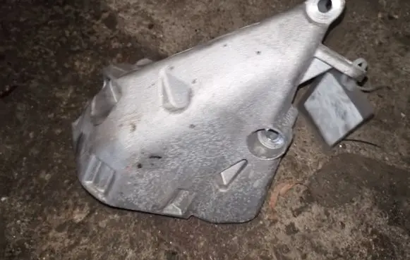 Volkswagen Cross Polo Engine mounting bracket 045199207M