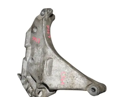 Volkswagen Transporter - Caravelle T5 Engine mounting bracket 03L199207B