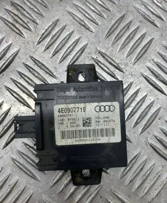 Audi A8 S8 D3 4E Alarm control unit/module 4E0907719