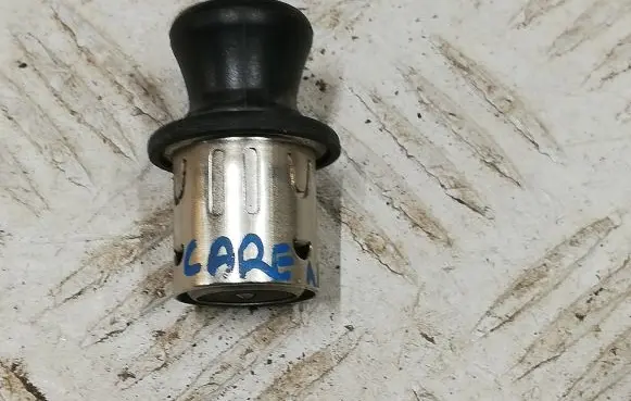KIA Carens III Cigarette lighter 